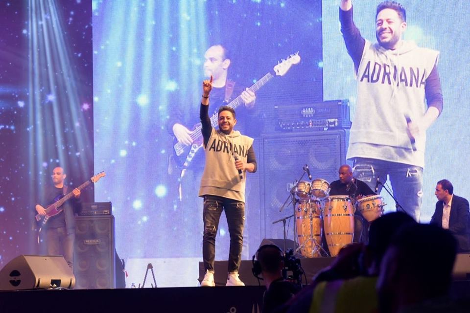 المطرب محمد حماقي يتألق بحفلا مميزا في دبي مودعا به عام 2018