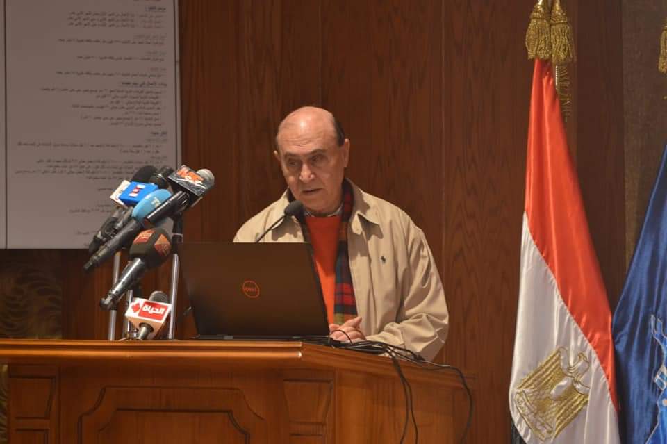 الفريق مميش لوزيرة الهجرة: بفضل جهودك نجحتي في ربط كل المصريين بالخارج بالوطن