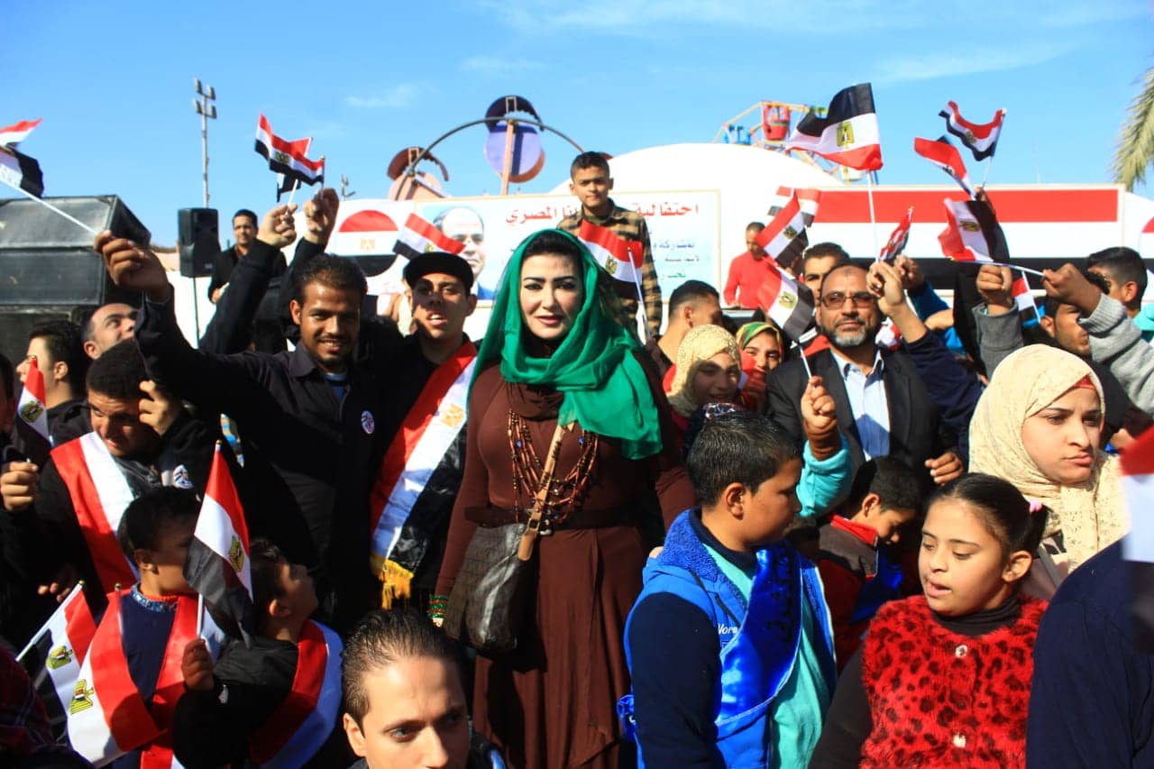 محافظ الاسماعيلية يستضيف ٤٠٠ من ذوي الاعاقة في احتفال مبادرة ” أنا المصري”