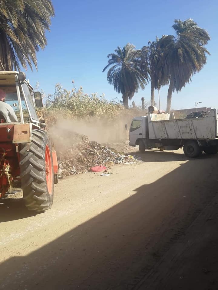 حملة نظافة مكبرة بقرية شكشوك إبشواي