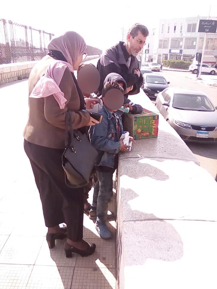 استمرار مبادرة حماية المشردين وجمعهم من شوارع بورسعيد