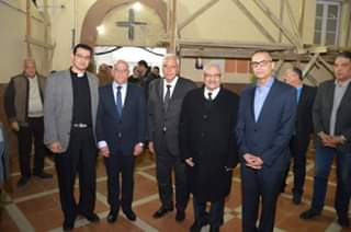 محافظ بورسعيد وخريجى الأزهر وبيت العائلة يقدمون واجب العزاء فى وفاة القس د. حلمى قادس