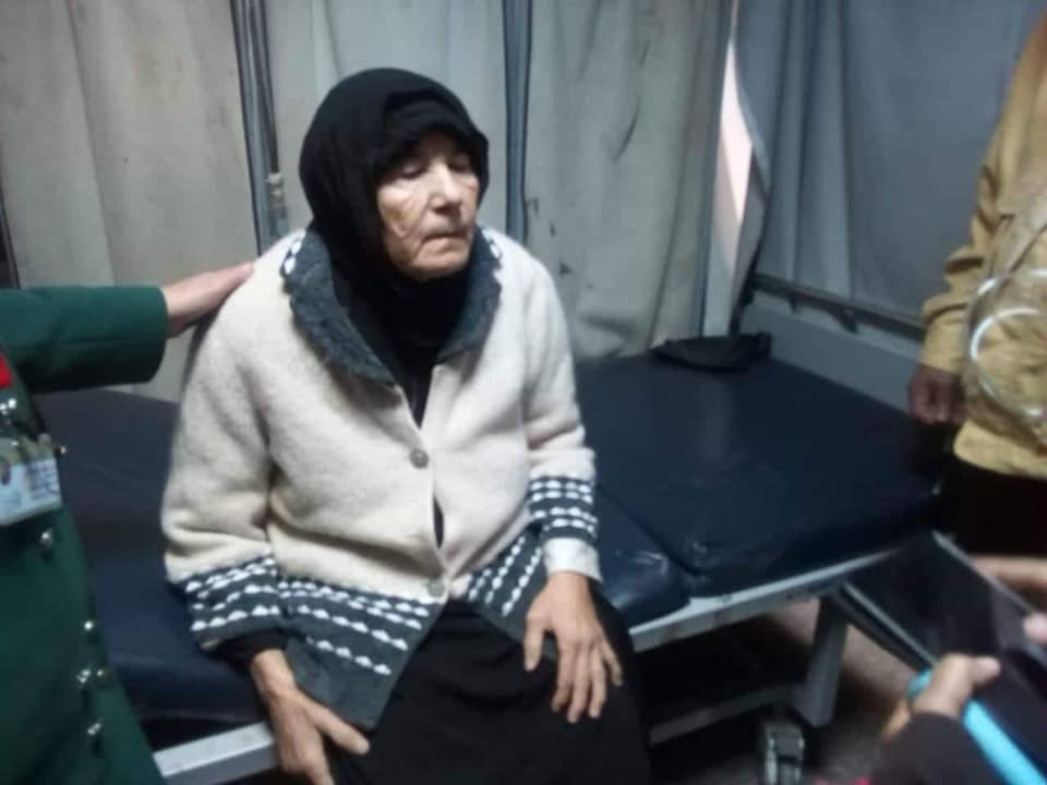 محافظ بورسعيد ينقذ حياة مريضة نفسيا من المشردات