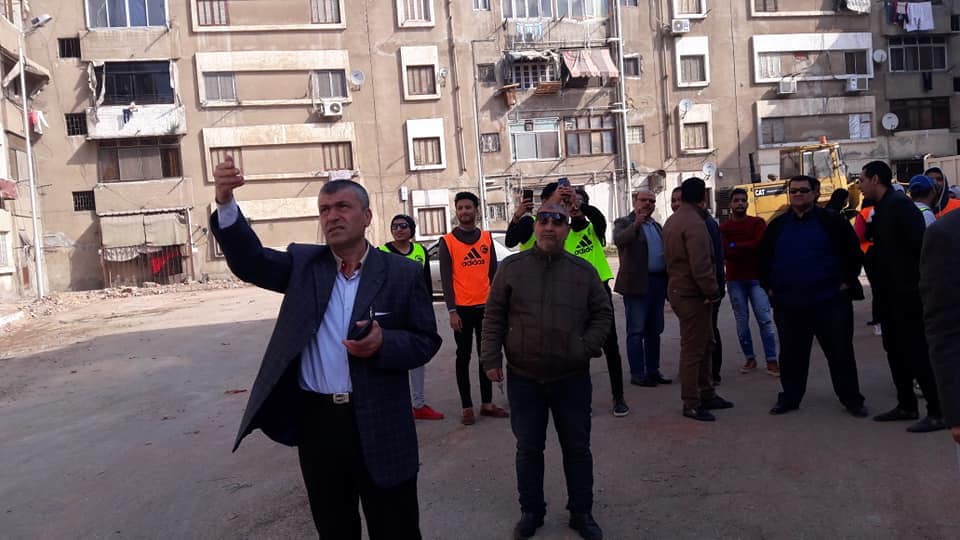 محافظ بورسعيد يوجه بسرعة أزالة الأسطح الداهمة الخطرة علي المواطنين