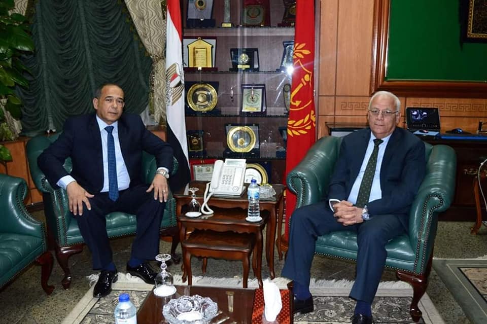 محافظ بورسعيد يوجه التهنئة لضباط وأفراد الشرطة بمناسبة عيدهم