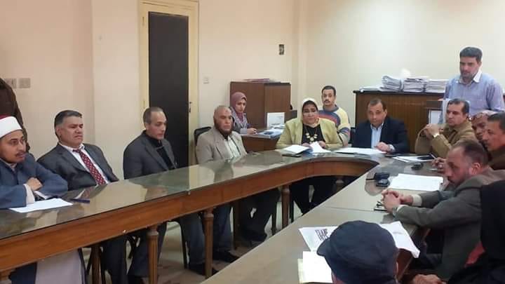 رئيس حي شرق الاسكندرية يوجه بتكاتف جميع الجهات التنفيذيه لحل مشاكل المواطنين