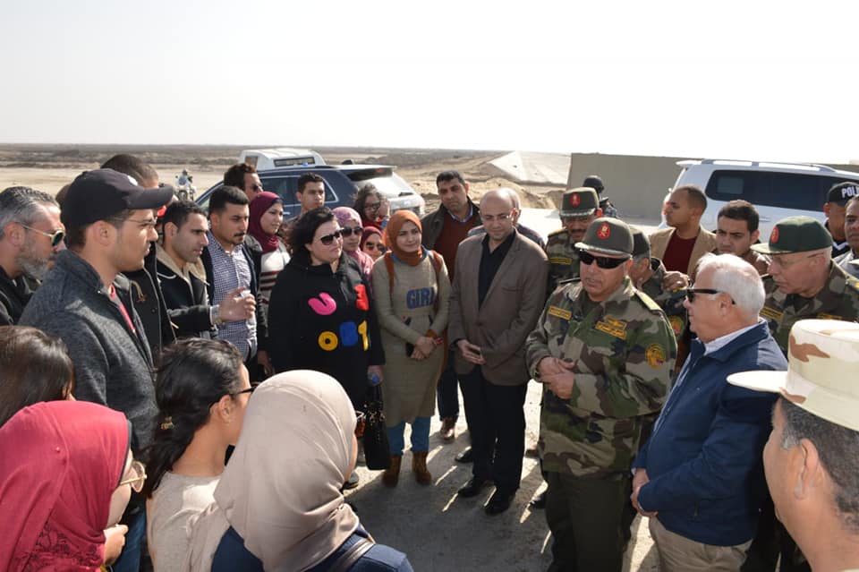 المحافظ واللواء كامل الوزير يلتقيان بوفد من الشباب للتعرف علي مشروعات شرق بورسعيد