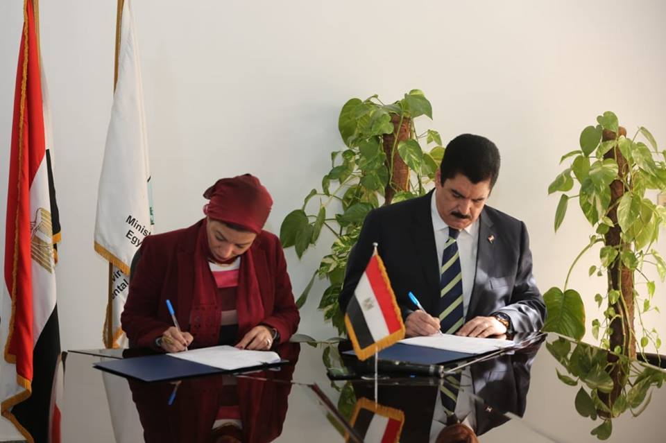 برتوكول تعاون بين وزارة البيئة ومحافظة القليوبية لإنشاء مشتلين بأحياء شرق وغرب شبرا الخيمة