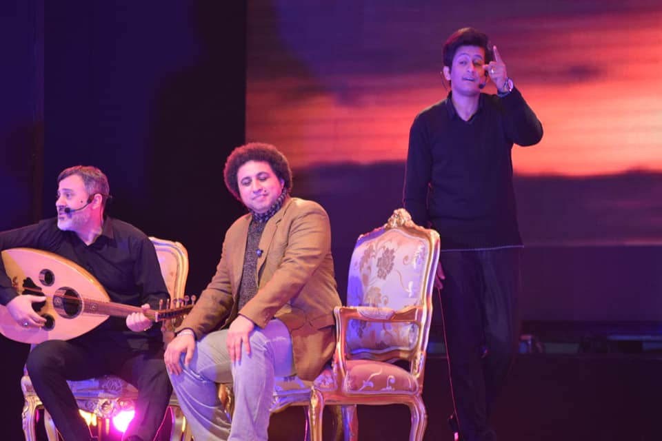 اقبال جماهيري كبير في افتتاح ”سيرة حب” علي مسرح البالون