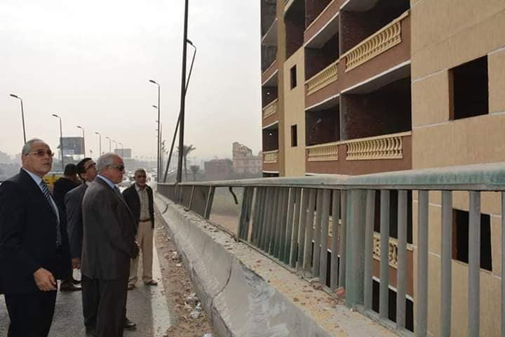 محافظ... الجيزة ازالة العقارات المتعديه على حرم الدائرى بالهرم والعمرانية