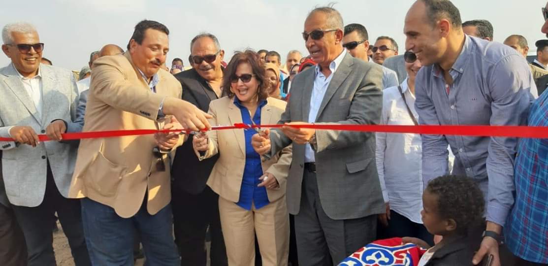 نائب وزير الزراعة ومحافظ البحر الأحمر يفتتحان مشروع حوضين بالشلاتين