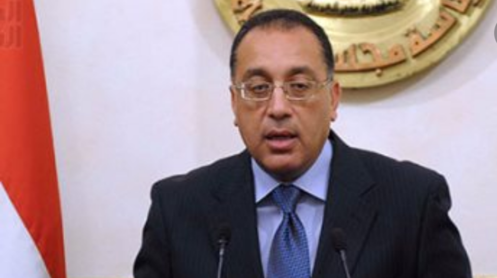 رئيس الوزراء يصل إلى أسوان لتفقد عدد من المشاريع