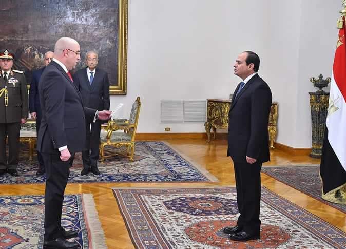 الرئيس السيسى يشهد اداء الدكتور عاصم الجزار اليمين الدستورية وزيرا للاسكان