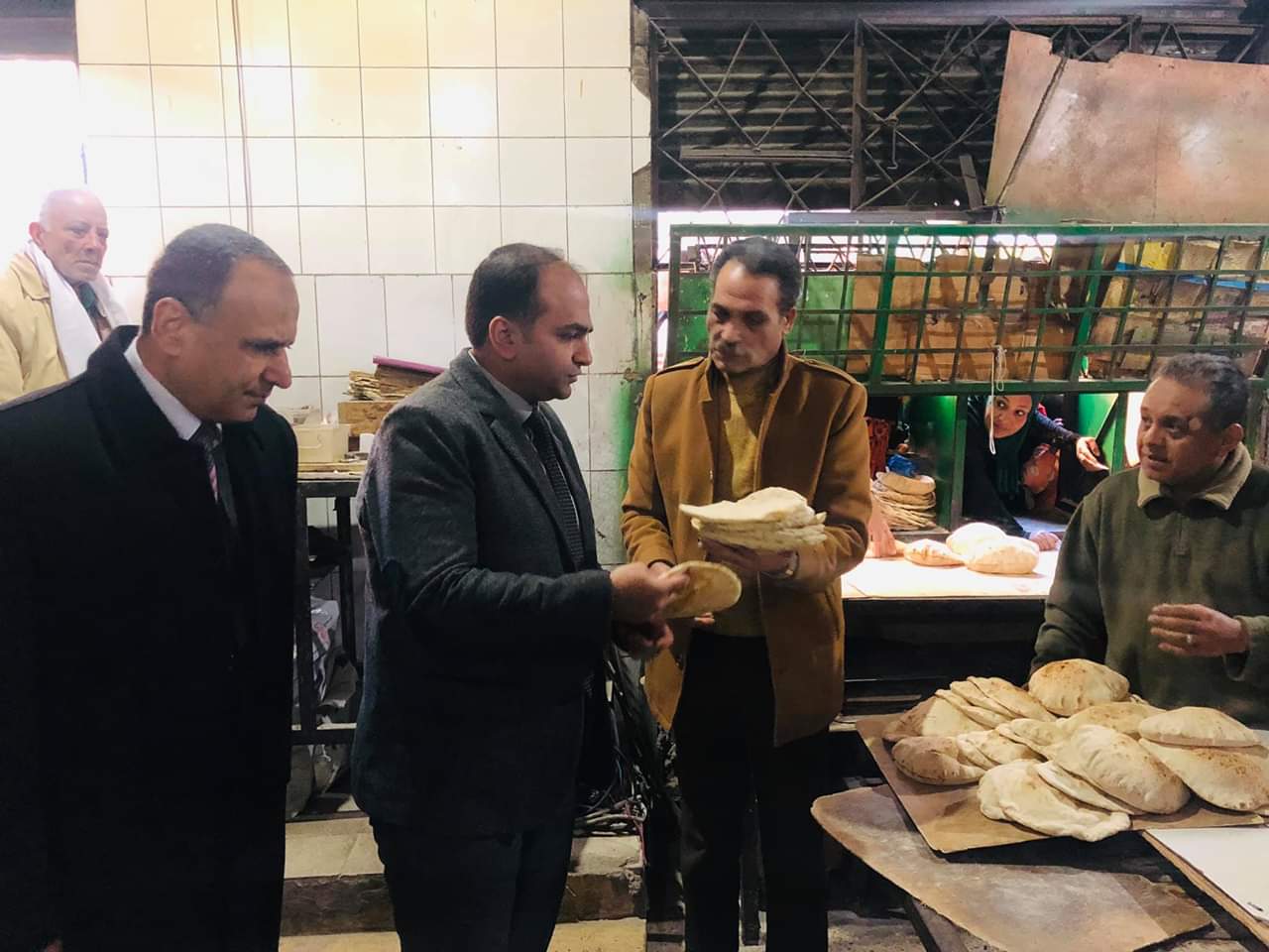 نائب محافظ الإسكندرية يقود حملة تموينية مكبرة غرب المدينة