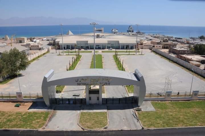 إعادة فتح ميناء نويبع البحرى وانتظام الحركة الملاحية بموانى البحر الأحمر