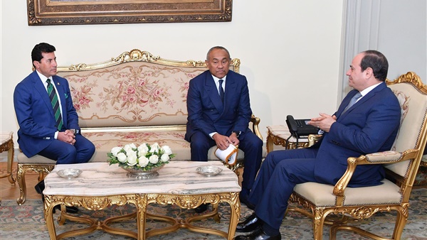 السيسي يلتقي رئيس الكاف في إطار الاستعددات لاستضافة كأس الأمم الأفريقية 2019