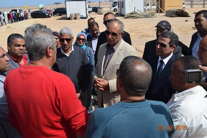 محافظ البحر الأحمر يتفقد إنشاء أول كليتين بفرع جامعة جنوب الوادي بالغردقة