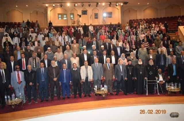 محافظ البحر الأحمر في لقاء جماهيري مع الاهالي