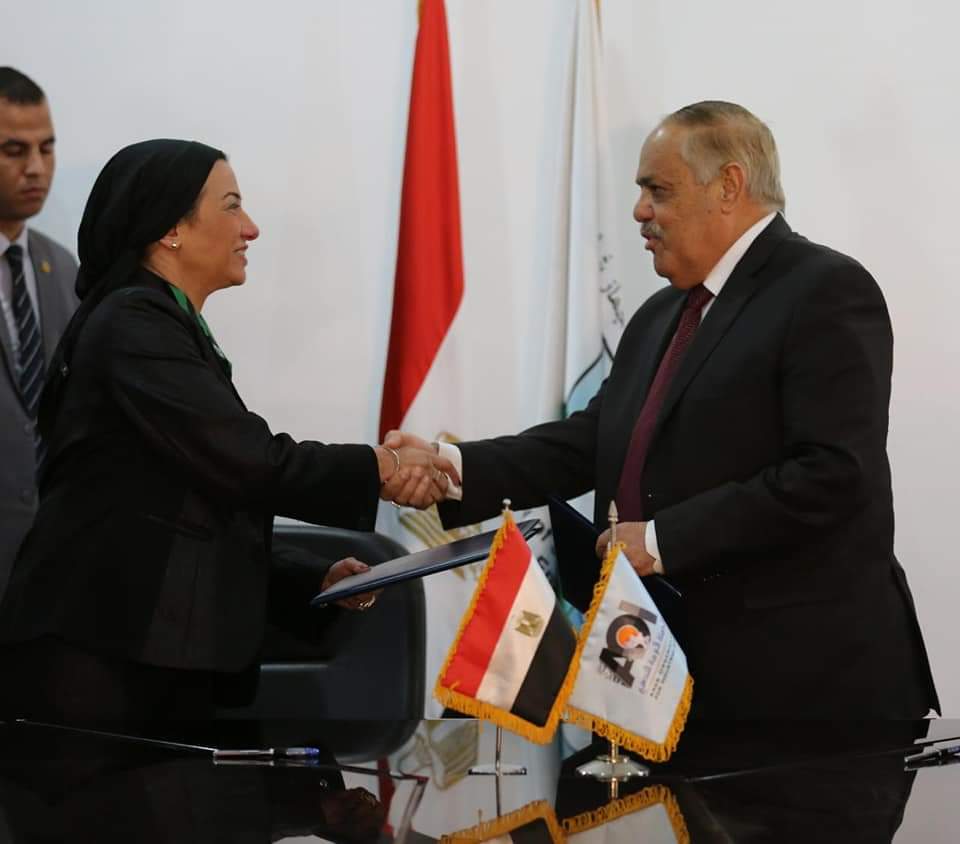 البيئة والهيئة العربية للتصنيع يوقعان برتوكول تعاون لانشاء  ٧ محطات وسيطة