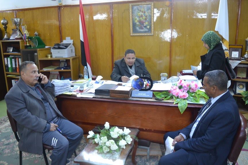 تعليم الوادي الجديد تواصل لا ينقطع ولقاءات جماهيرية عديدة