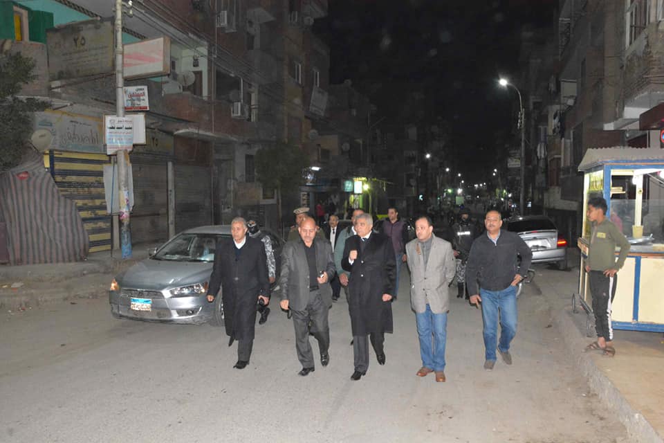 محافظ المنيا يتفقد عدد من الكباري و الموقف المقترح لسيارات القرى