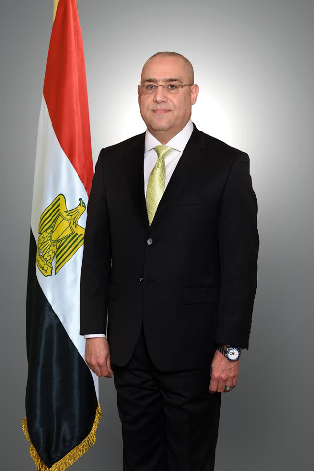 وزير الإسكان يتابع آخر التطورات الأنشائية للمشروعات بـ”القاهرة الجديدة”