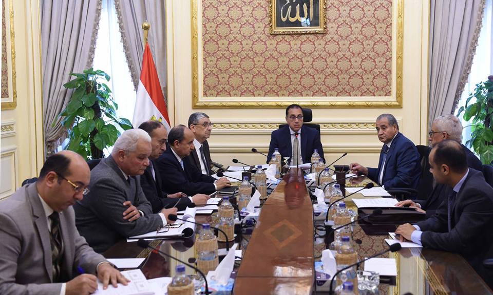 رئيس الوزراء يترأس اجتماعاً لمتابعة خطة التحرك لتعزيز التعاون مع دول شرق إفريقيا