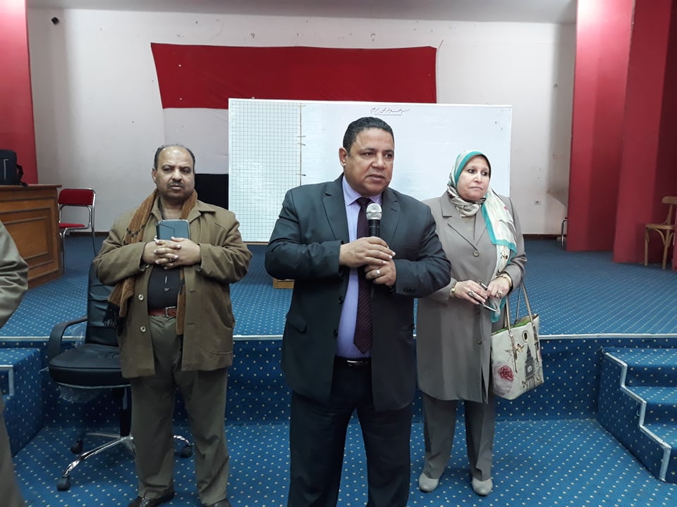 تعليم الوادي الجديد يبدأ تفعيل عمل القوافل التعليمية لمرحلتي التعليم الإعدادي والثانوي