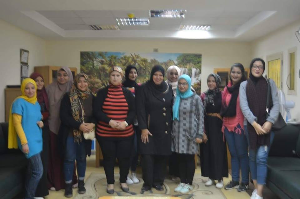 ”تنمية المجتمع المحلى” ولقاء حول المجتمع المدنى لطلبة كلية الأداب قسم علم الأجتماع