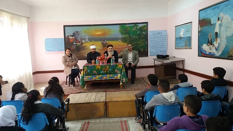 ”الوحدة الوطنية و القيم المشتركة” ندوة لخريجى الأزهر ببورسعيد بمدرسة طه حسين