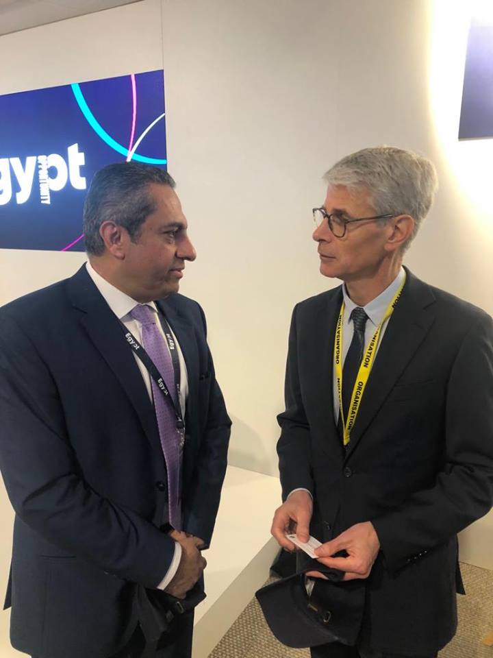 الرئيس التنفيذى للمعرض يفتتح الجناح المصرى ويشيد بالمشروعات المصرية