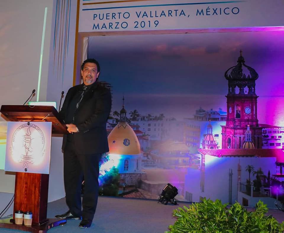 المؤتمر الدولي السنوي لتقويم الأسنان بالمكسيك ” بمشاركه علميه مصريه ”