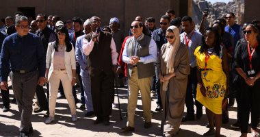 الرئيس السيسي يزور معبد فيلة برفقة شباب الملتقى العربى الإفريقى