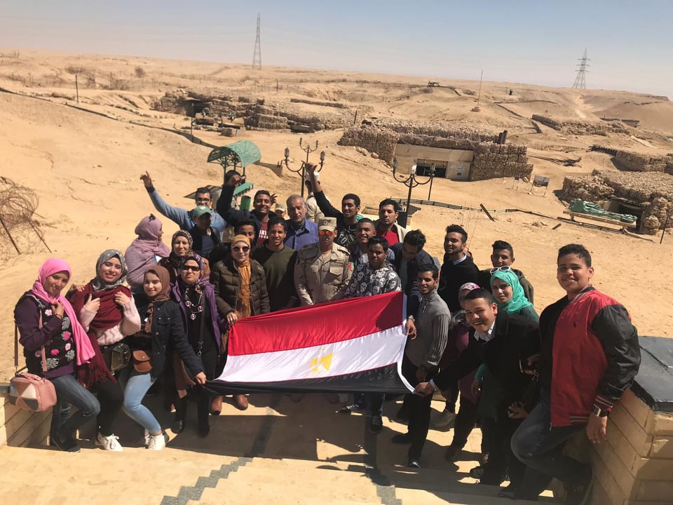 إعلام السويس ينظم زيارة ميدانية لمزار النقطة الحصينة بعيون موسى