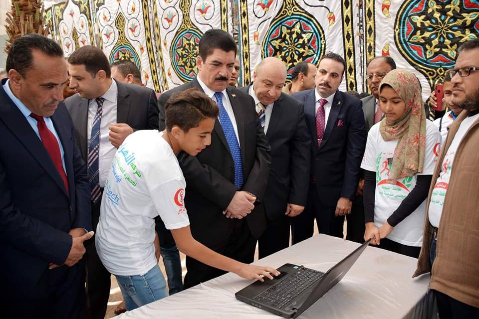 محافظ القليوبية يفتتح معرض الموهوبين والمبتكرين من طلاب المحافظة