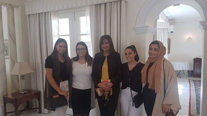 وزيرة الهجرة تستهل زيارتها لأستراليا بلقاء بعض الشباب المصريين المقيمين فى ملبورن