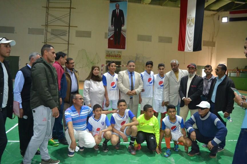 التداوي يختتم نهائي دورة بيبسي لكرة القدم لطلاب الوادي الجديد