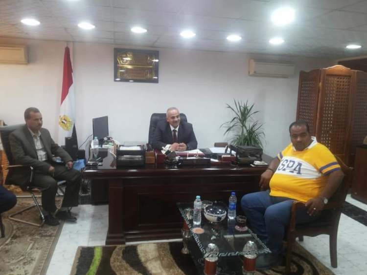 شعير: يعقد مؤتمرا بأصحاب القرى السياحية