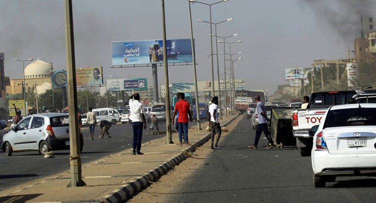 السفير البريطاني: لا مبرر للهجوم على اعتصام القيادة العامة في السودان