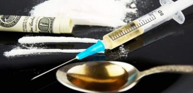 لماذا يتجه الشباب إلى الأدمان؟