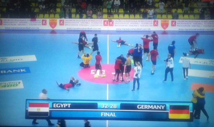 منتخب مصر للناشئين يفوز بكأس العالم لكرة اليد لاول مرة في التاريخ