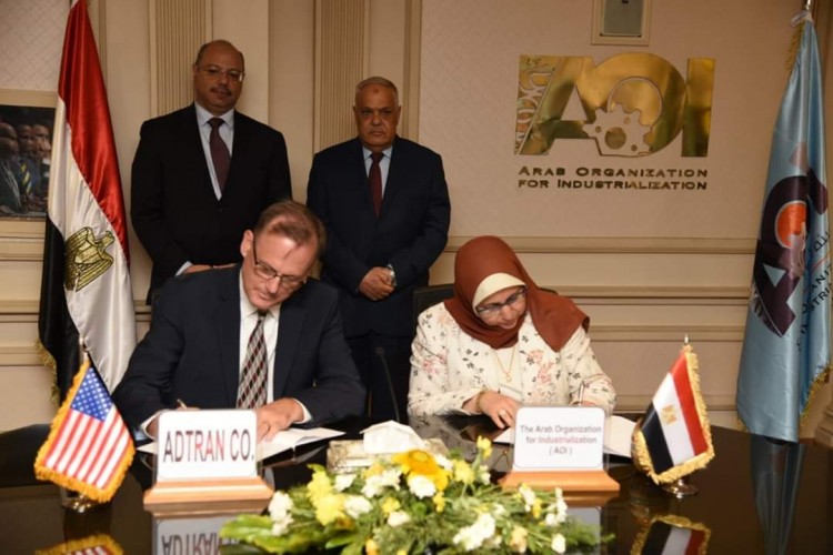 شراكة بين الهيئة العربية للتصنيع وشركة أدتران الأمريكية العالمية لإنشاء شبكة إتصالات المدن الذكية الجديدة