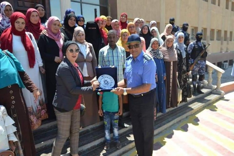 هيئة تعليم الكبار تشارك الدفاع الشعبي فى استراتيجية تنمية وعي المواطنيين