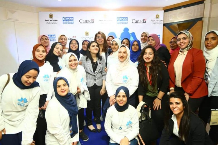 تحت رعاية غادة والى .. الاحتفال بيوم الفتاة العالمي بمصر