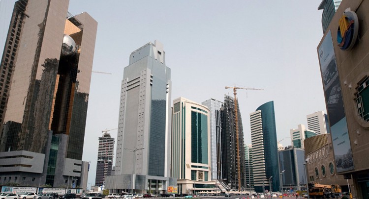 قطر تحظر دخول المسافرين من 14 دولة بسبب مخاوف من فيروس كورونا