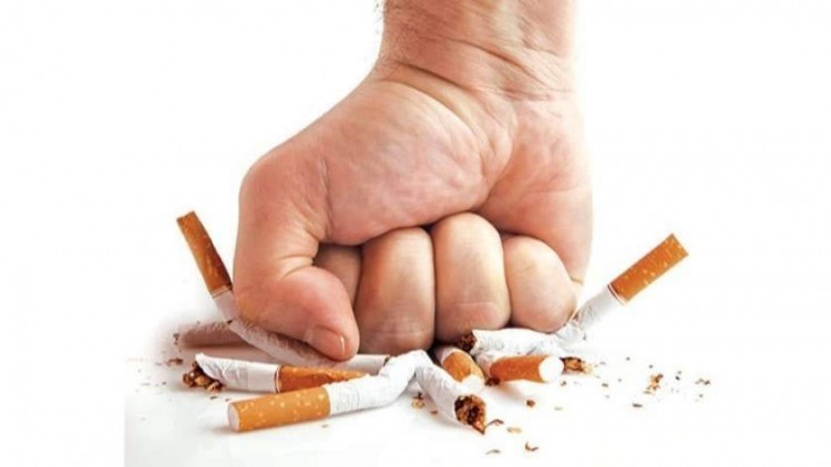 التدخين سبب رئيسي للإصابة بسرطان الرئة