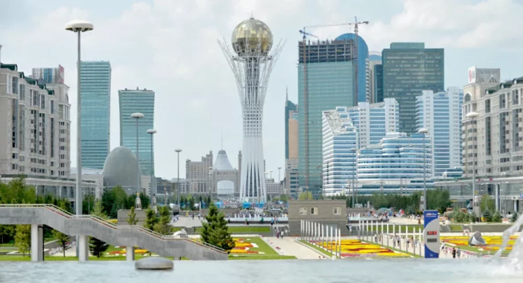كازاخستان ترد على تحذيرات صينية بشأن فيروس قاتل على أراضيها