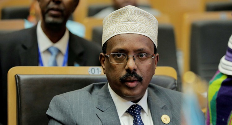 شبح الفوضى يهدد الصومال بعد الإطاحة برئيس الحكومة