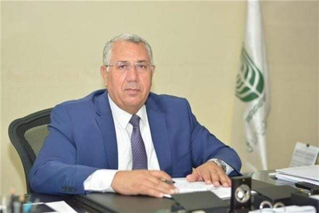 وزير الزراعة يحذر : مخالفات الزراعة لن تمر دون حساب
