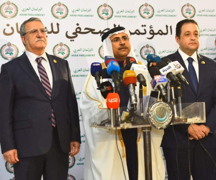 البرلمان العربي يعقد مؤتمرًا صحافيًا لإطلاق مجموعة من المبادرات